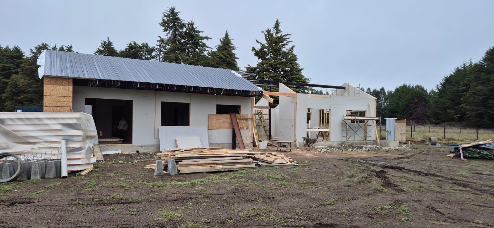 Obra de Sersur en proceso de construcción
